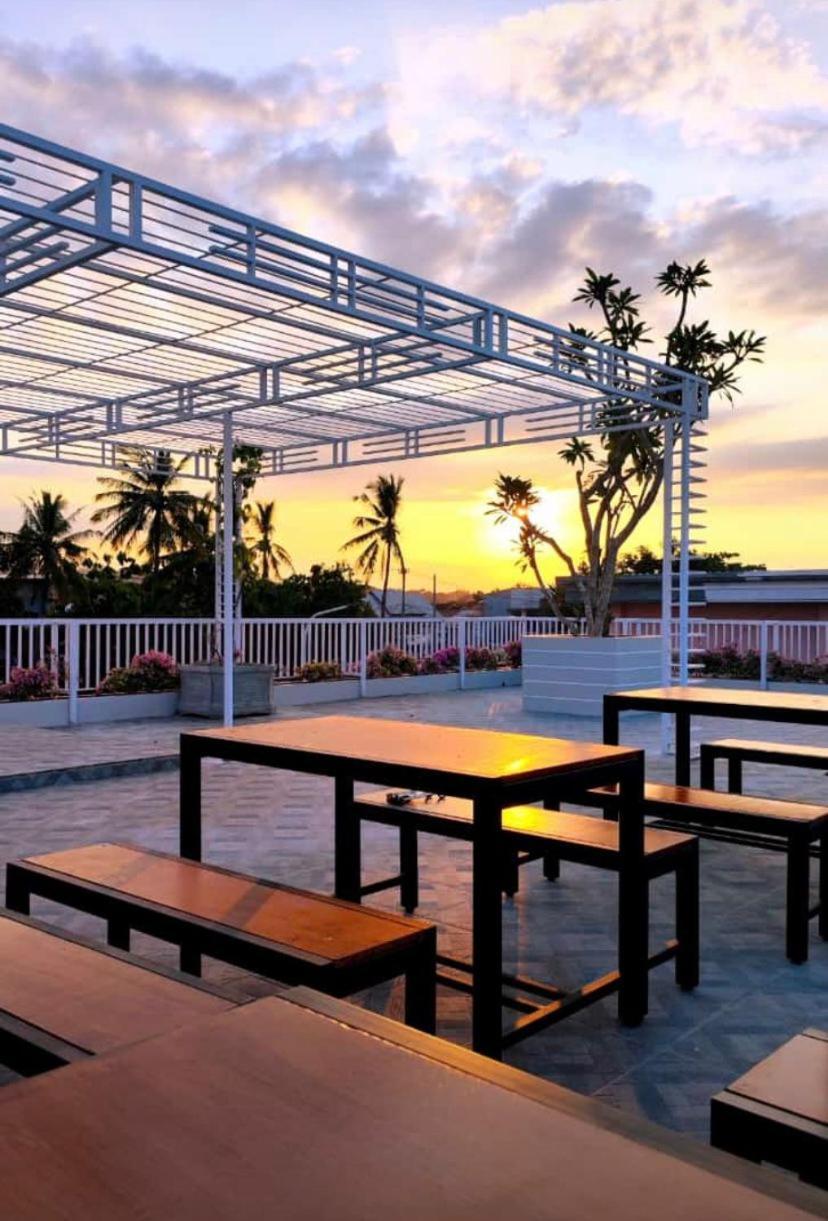 Nio Garden Hotel Sumbawa Exterior foto